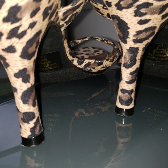 Leopard Print Strap Heels - Picture 2 of 4